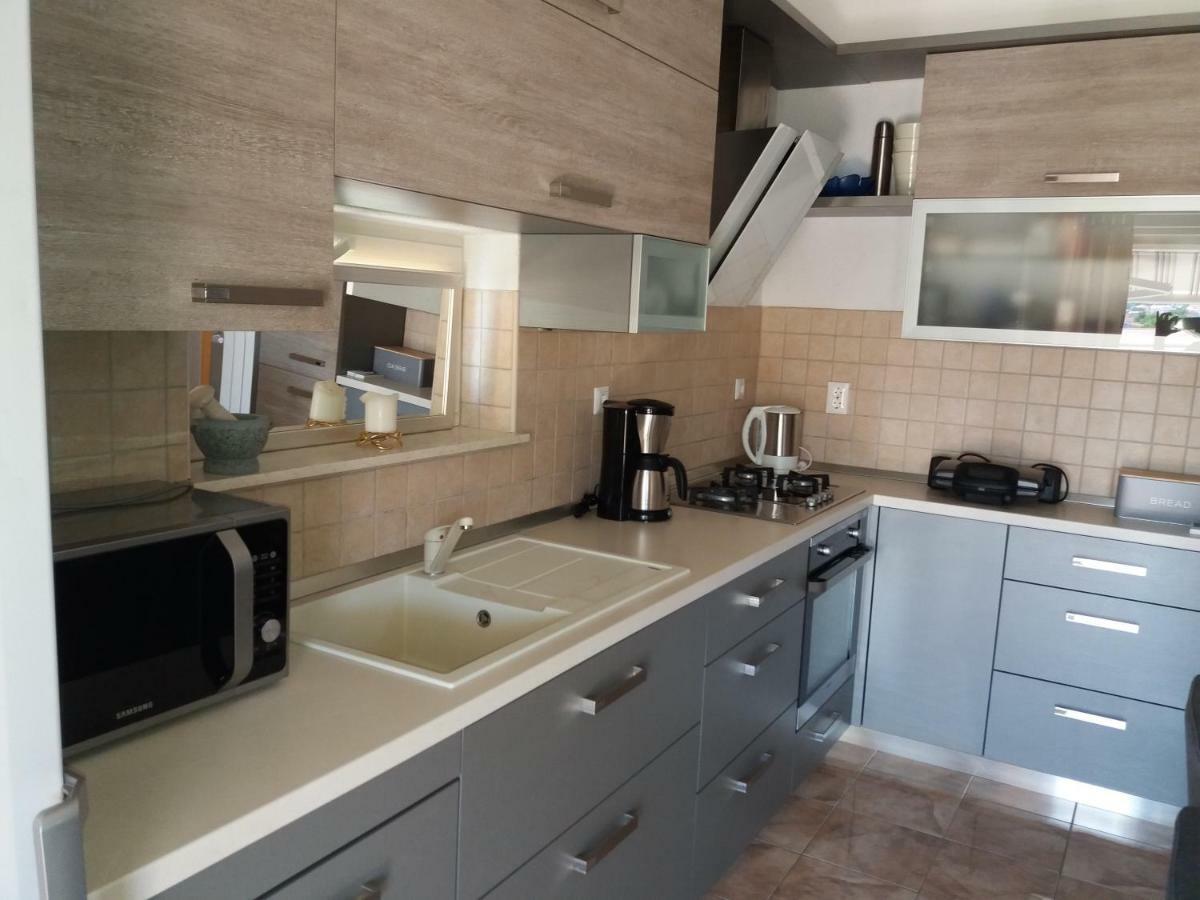 Mislav Apartment Trogir Buitenkant foto